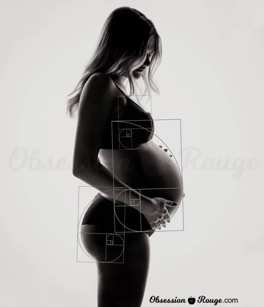 Pregnant woman and golden ratio