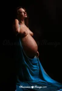 Pregnant woman lighting